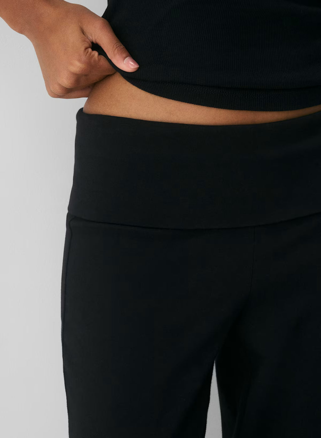 HomeStretch™ Smooth Amp Foldover Pant