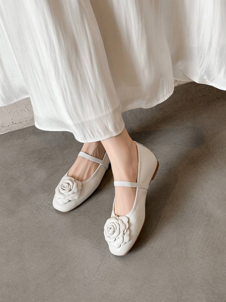The Rosette Ballet Flat